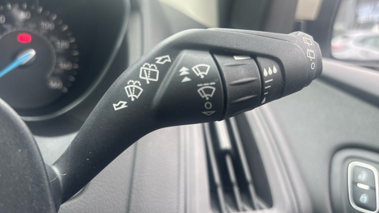 Ford Focus 1.0 EcoBoost 125 Zetec 5dr Petrol Hatchback